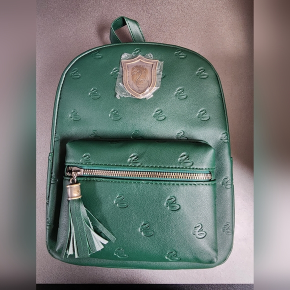 Bioworld Other - Harry Potter Green Slytherin Mini Backpack